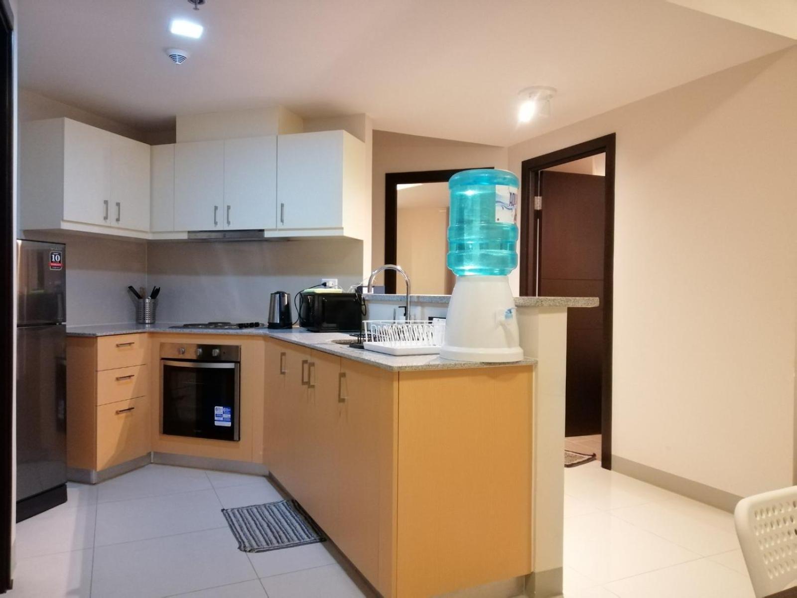 Uptown Parksuites Apartments Tower 2 Bgc By Ph Staycation Manila Exterior foto